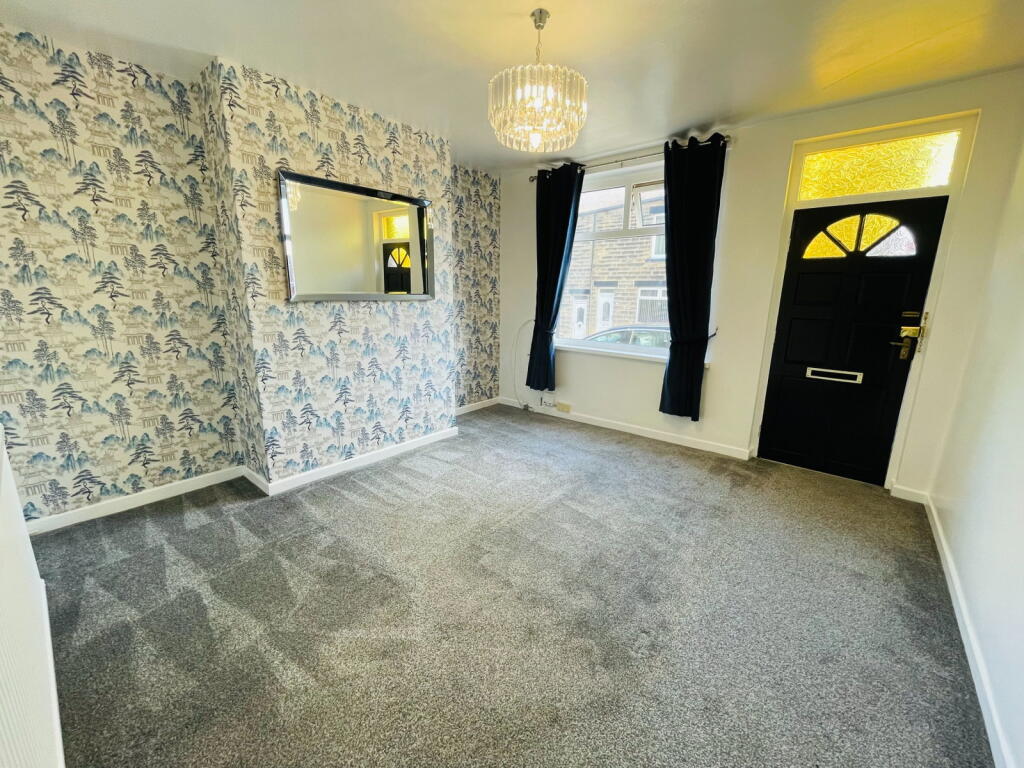 House in Barnsley, South Yorkshire - More