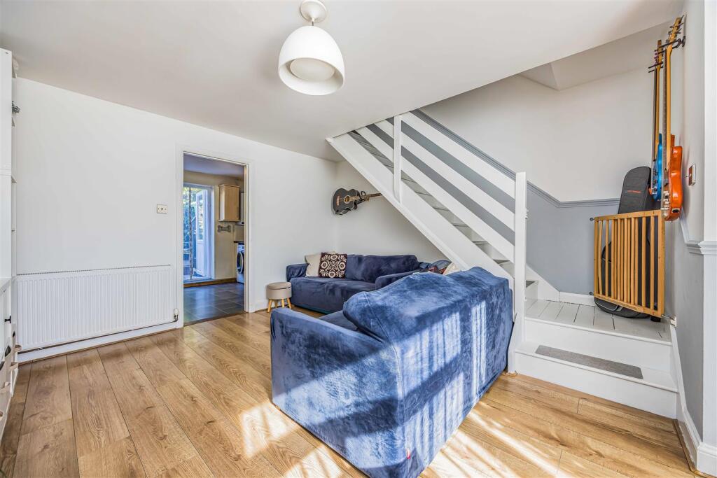 House in Portsmouth - More