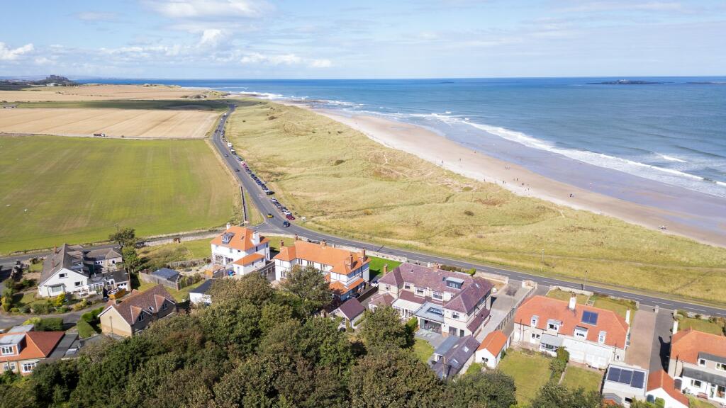 The Bield, 37 St Aidans, Seahouses, NE68 - View 2