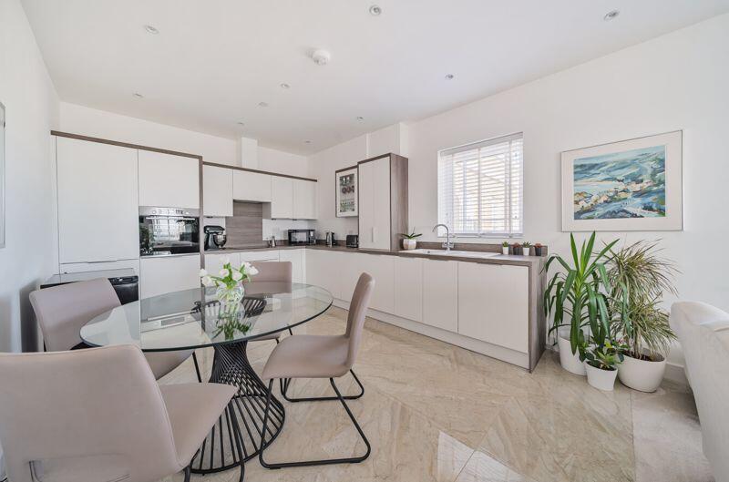 Hawkinge, Offers in the Region of £340,000 photo 3