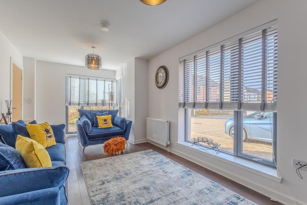 House in Twechar, East Dunbartonshire - View 4