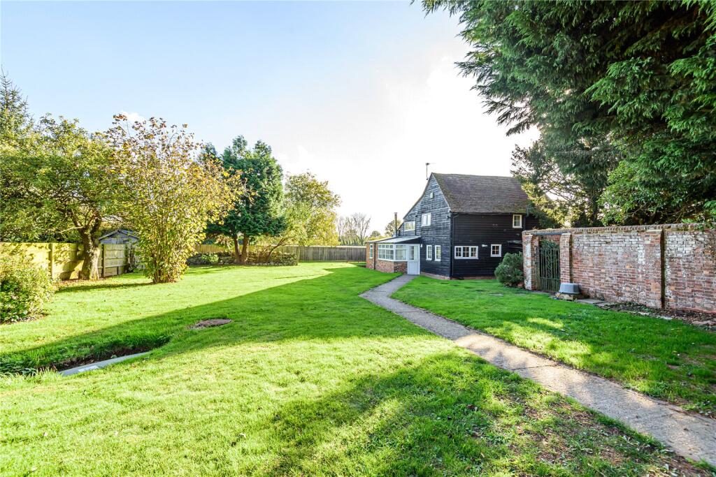 Main image of property: Manor Farm, Laddingford, Maidstone, Kent, ME18
