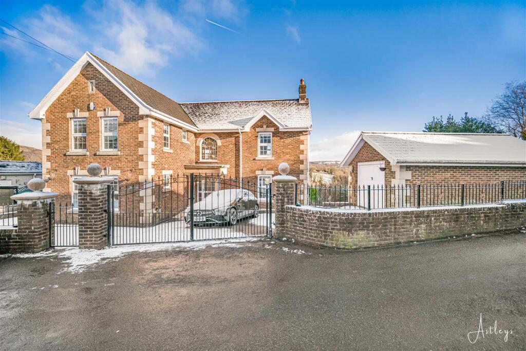 Main image of property: Rhyddwen Road, Craig-Cefn-Parc, Swansea