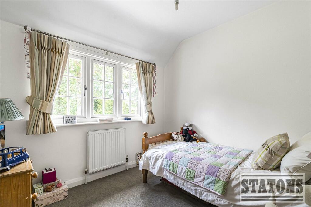 Additional image 19 of Upland Drive, Brookmans Park, Hatfield, Hertfordshire, AL9