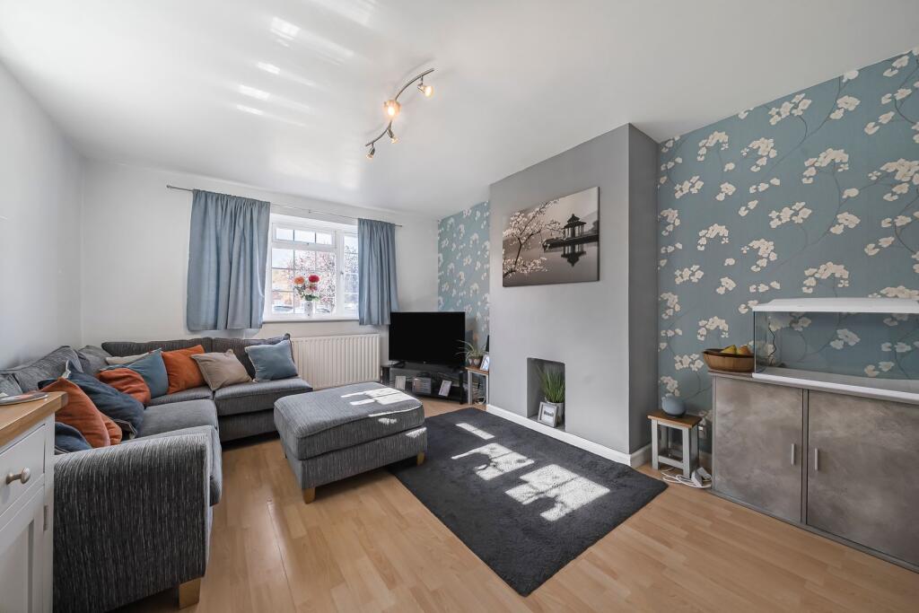 Apartment in Twickenham - View 4