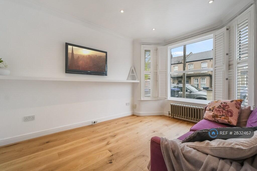 Main image of property: Millais Road, Enfield, EN1