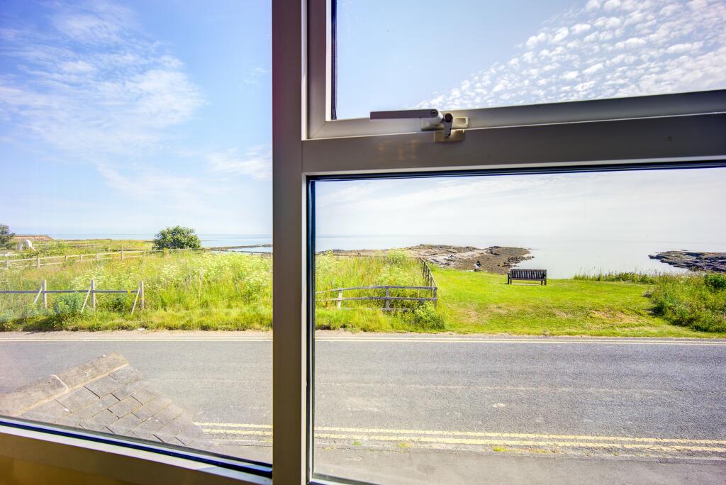 26, Harbour Road photo 4