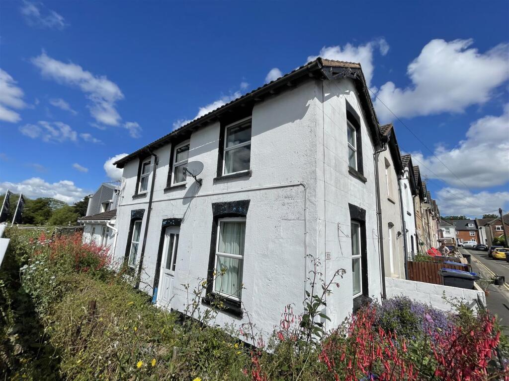 2-bed terraced on Polden Road, Salisbury, £160,000