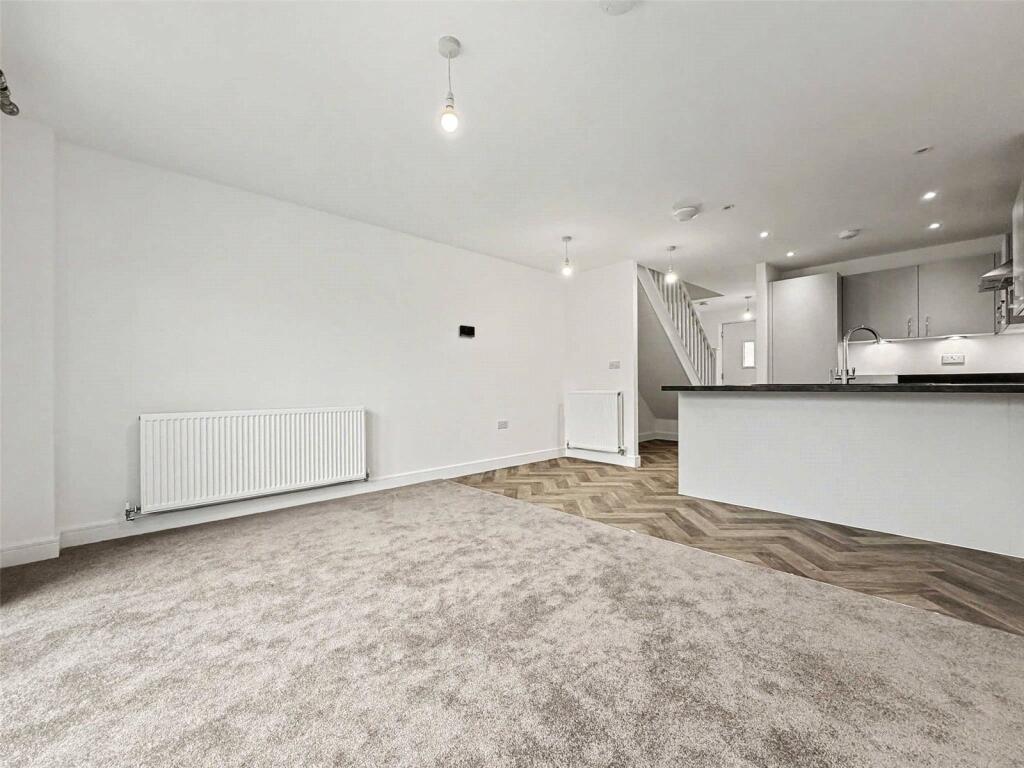 House in East Hampshire, Bordon Camp, Whitehill - View 3