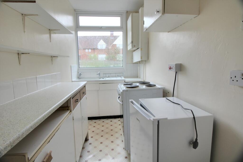 82 Mill Hill Road, Norwich, Norfolk NR2 3DS photo 3