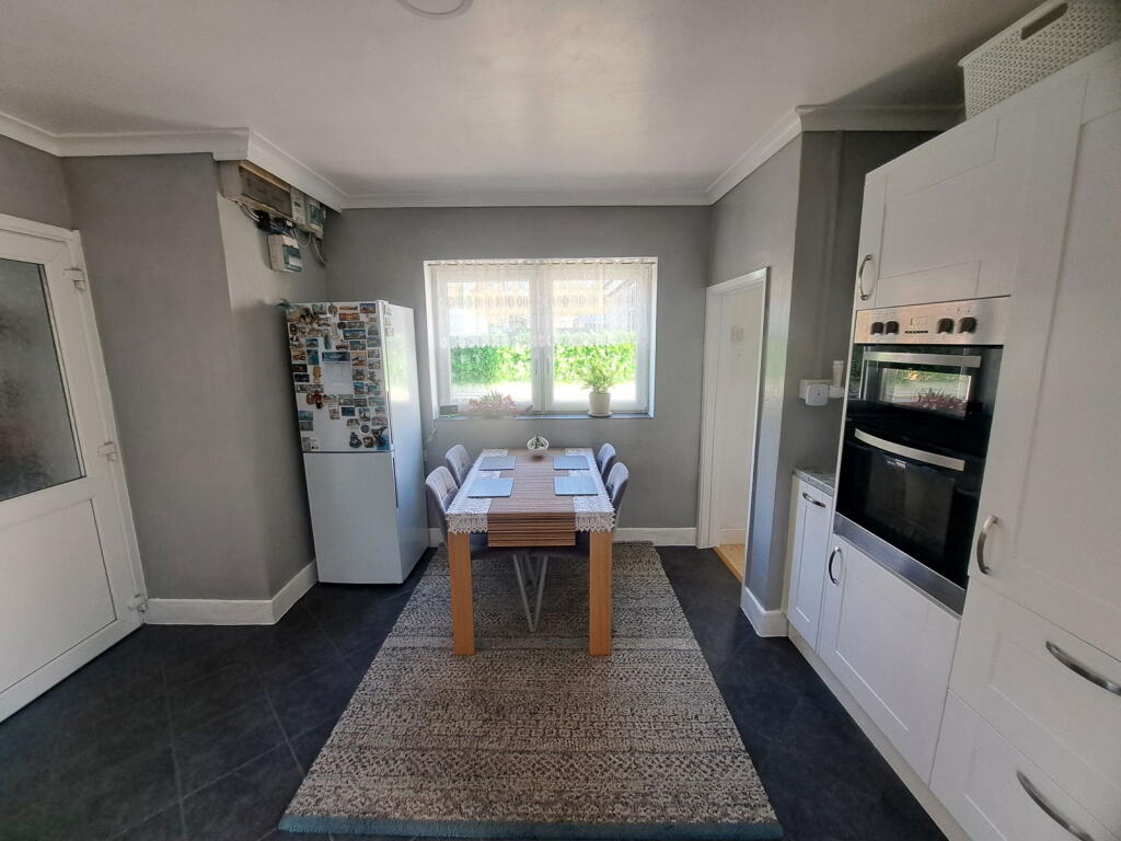 Lon Y Felin, Garnswllt, Ammanford, SA18 photo 4