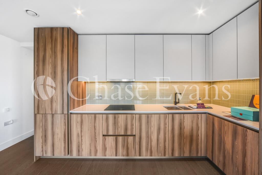 Apartment in London, Browning Estate, Elephant and Castle - View 3