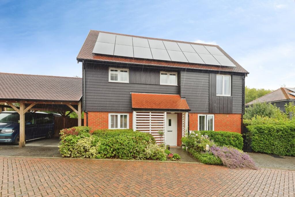 House in Dover, Langdon - More
