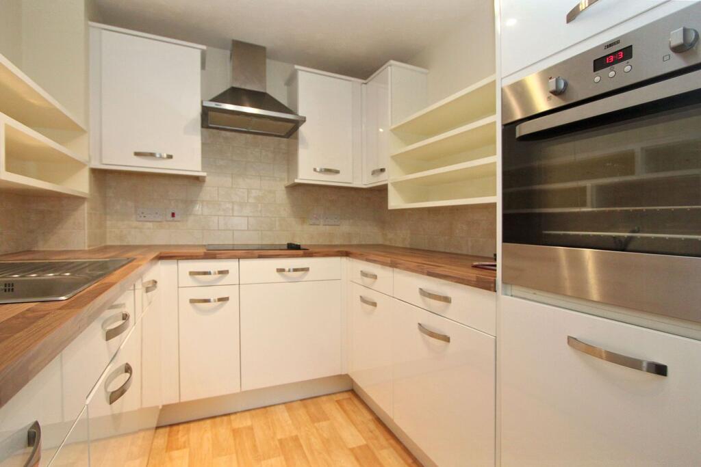 Rock Street, Thornbury, BS35 - View 4