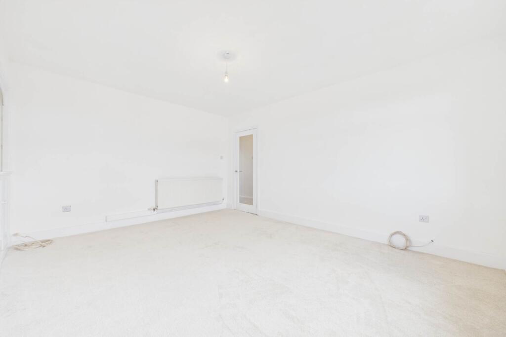 House in Mount Ellen, North Lanarkshire - View 4