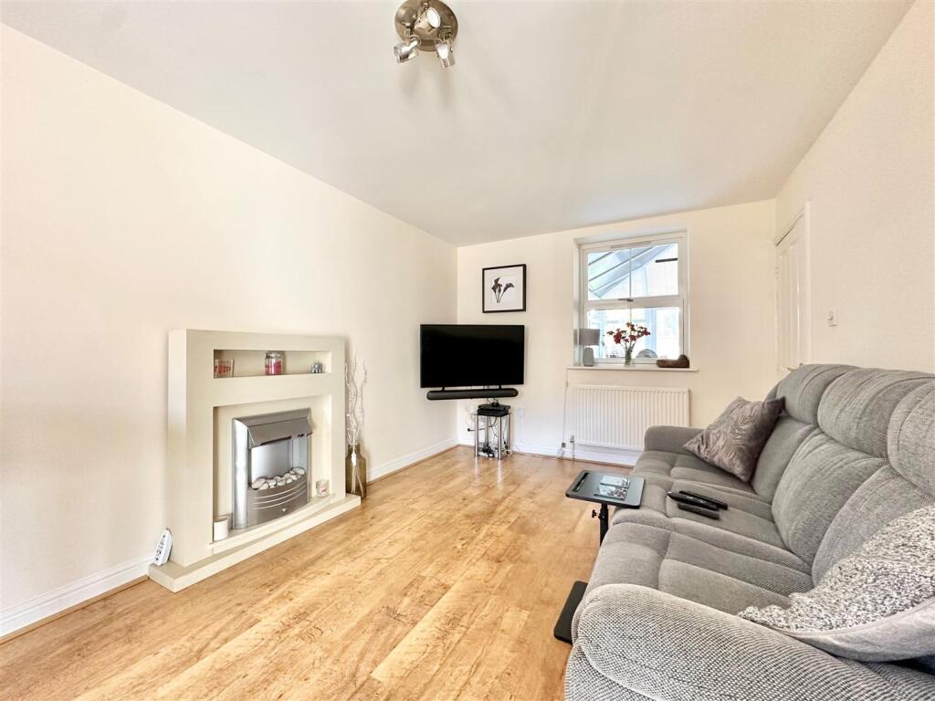 House in Stockport - View 3