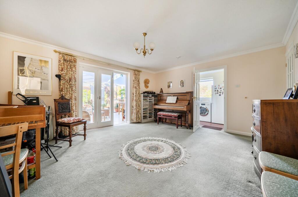 Hermitage Close, North Mundham, PO20 photo 4