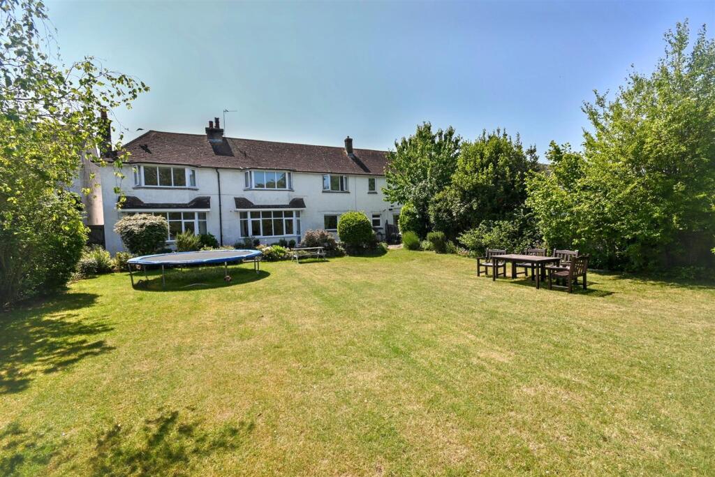 Kings Drive, Eastbourne photo 3