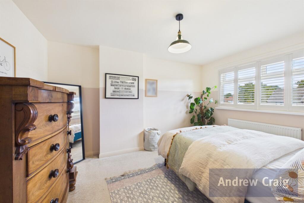 Cheswick Drive, Newcastle Upon Tyne photo 4