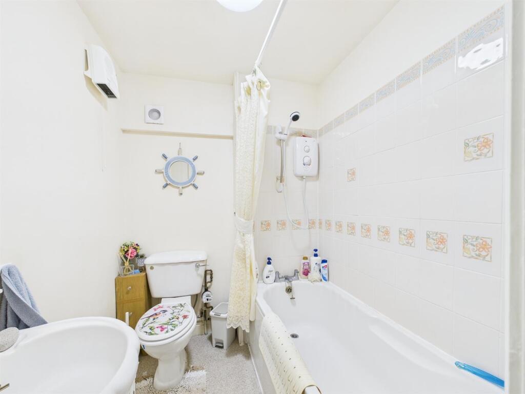 Apartment in York - View 3
