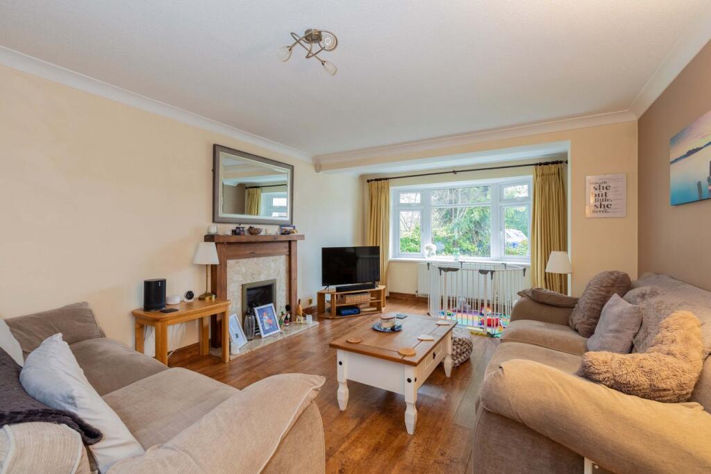Springfield Park, Maidenhead, SL6 - View 2