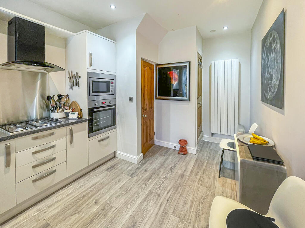 Wickham Street, Scholes, Cleckheaton, Kirklees - View 4