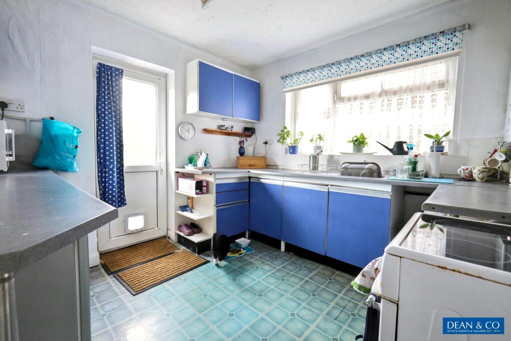 House in Hove, Brighton and Hove - View 5