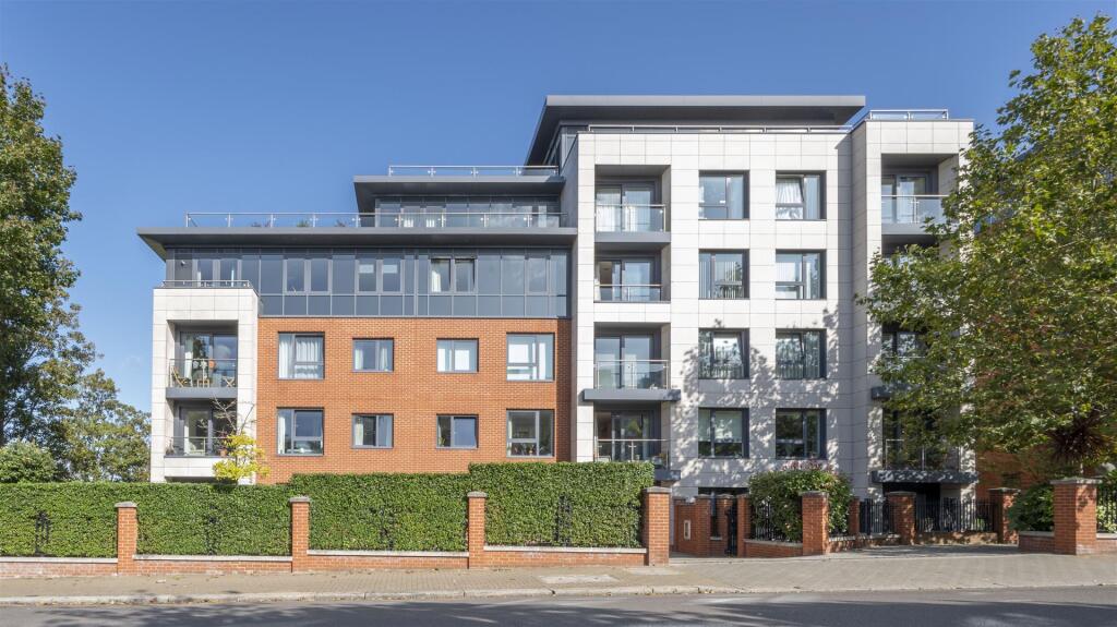 Main image of property: Devonshire House, Putney Hill, SW15