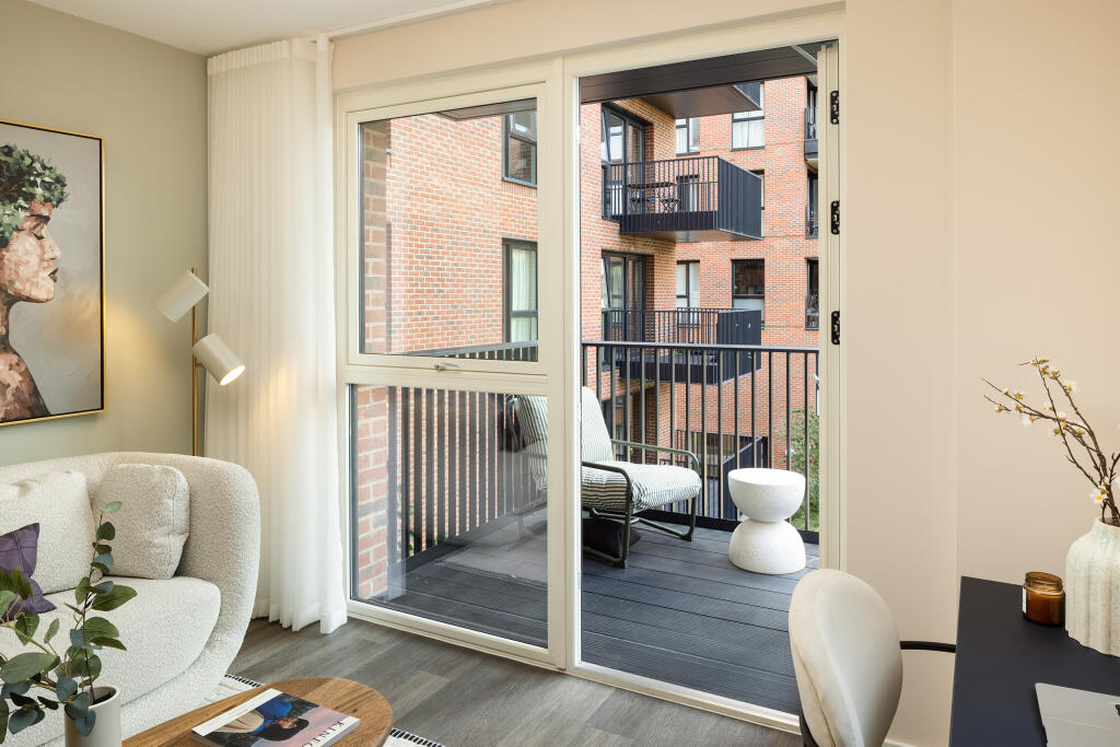Apartment in London, The Hyde, West Hendon - View 4