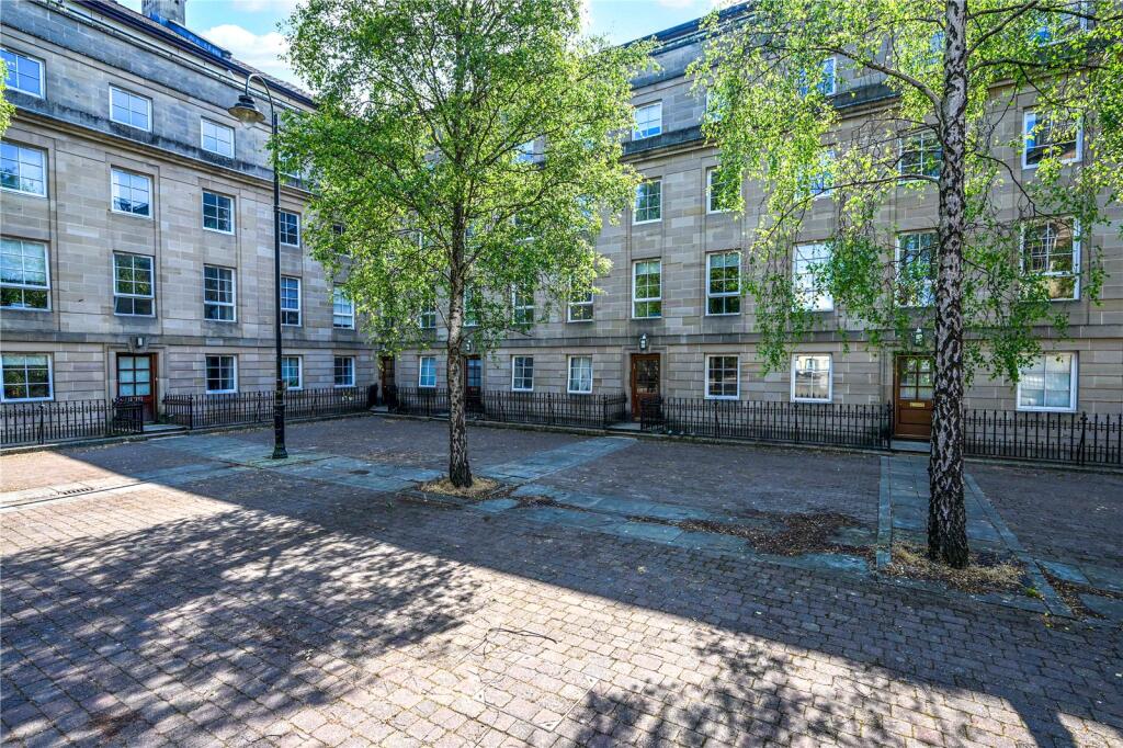 Main image of property: St Andrew`s Square, Glasgow, G1
