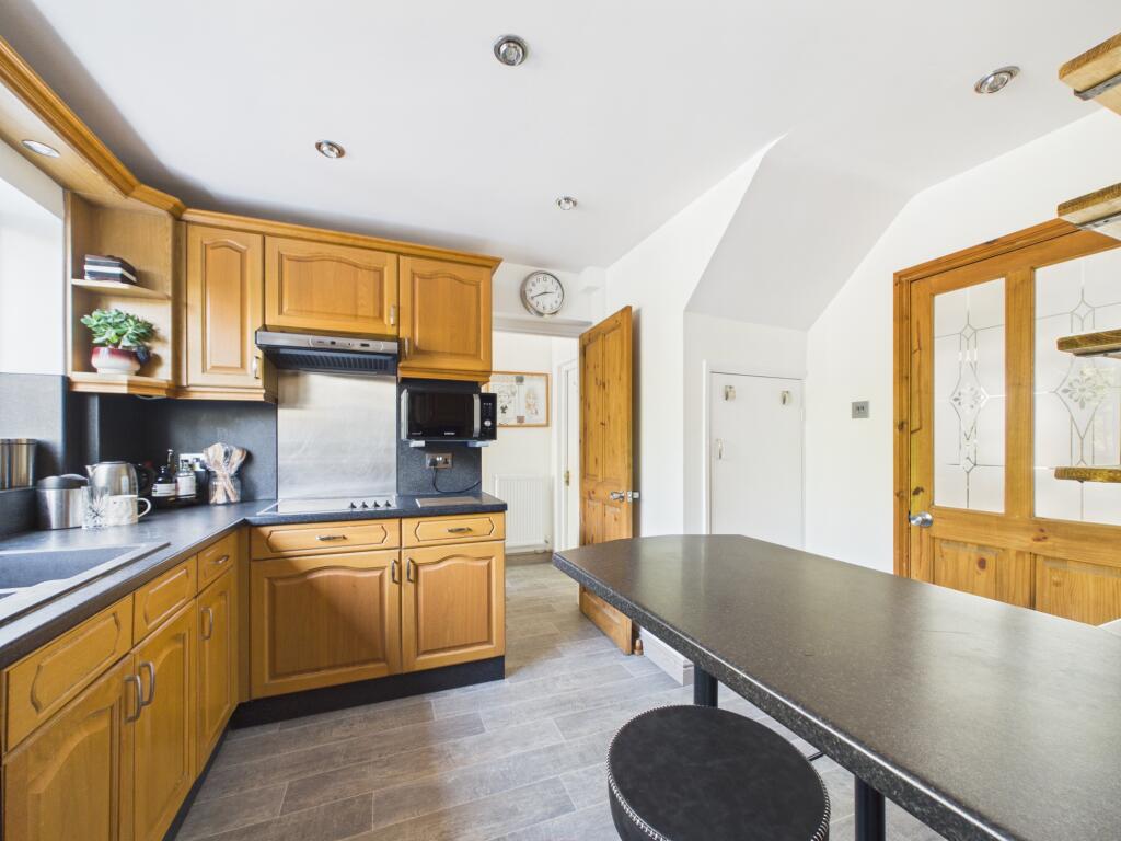 Elmstone Drive, Tilehurst, Reading, RG31 - View 4