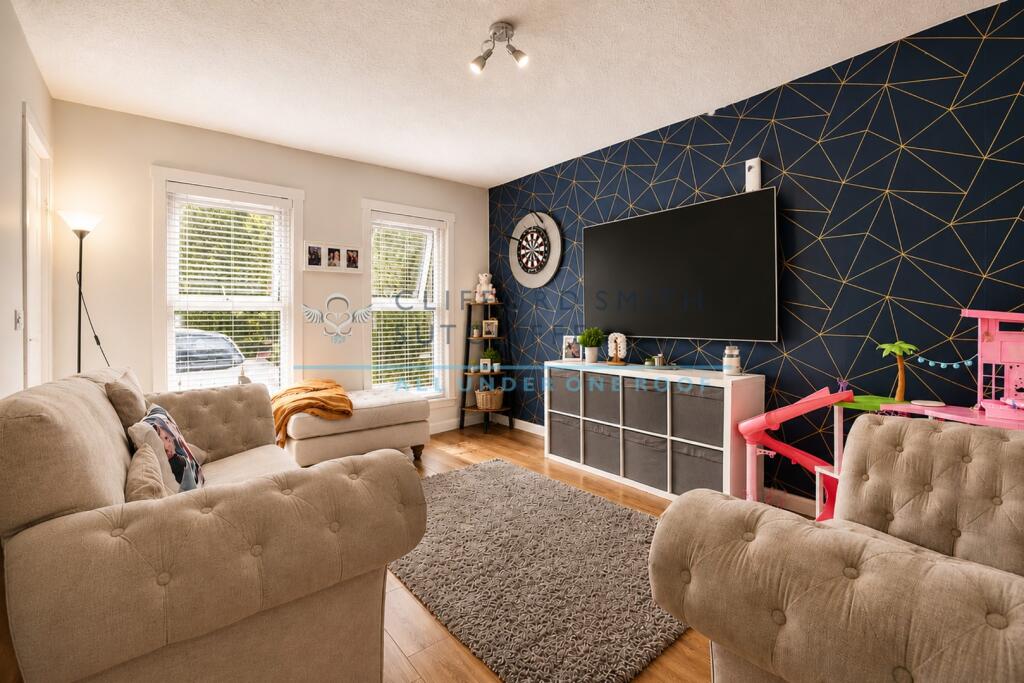 House in Burnley, Rose Grove - View 2