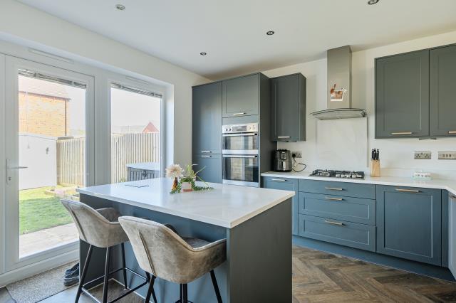 Brimstone Close, Ambrosden, Bicester photo 3