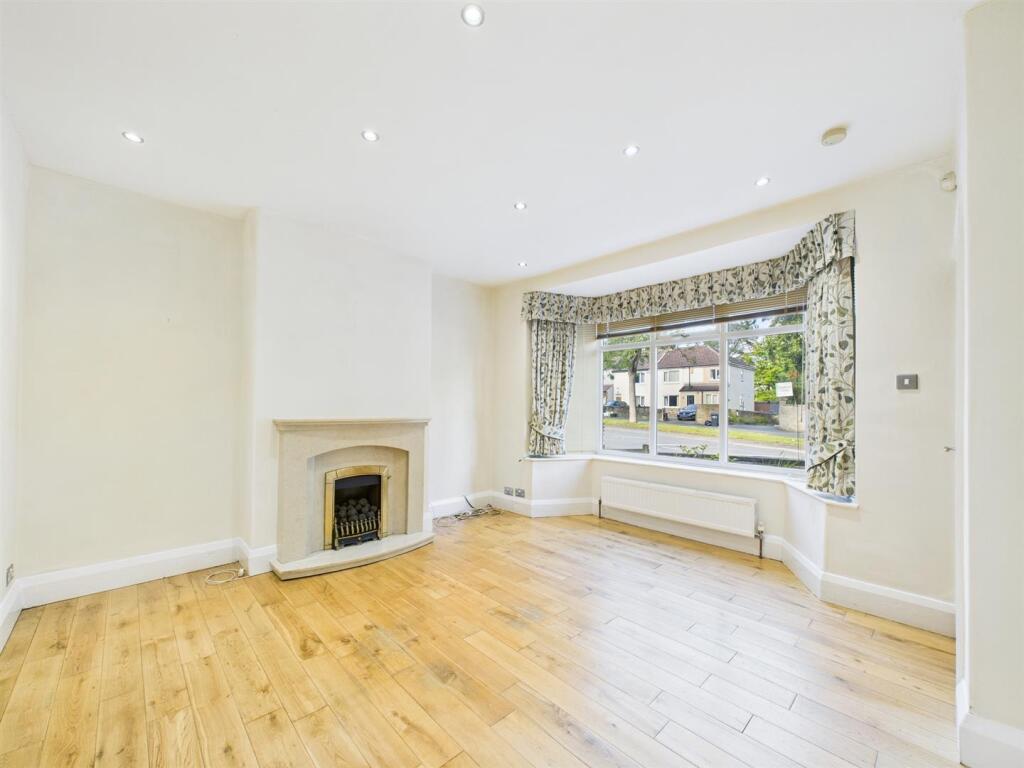 The Croft, Crowtrees Lane, Brighouse HD6 photo 4