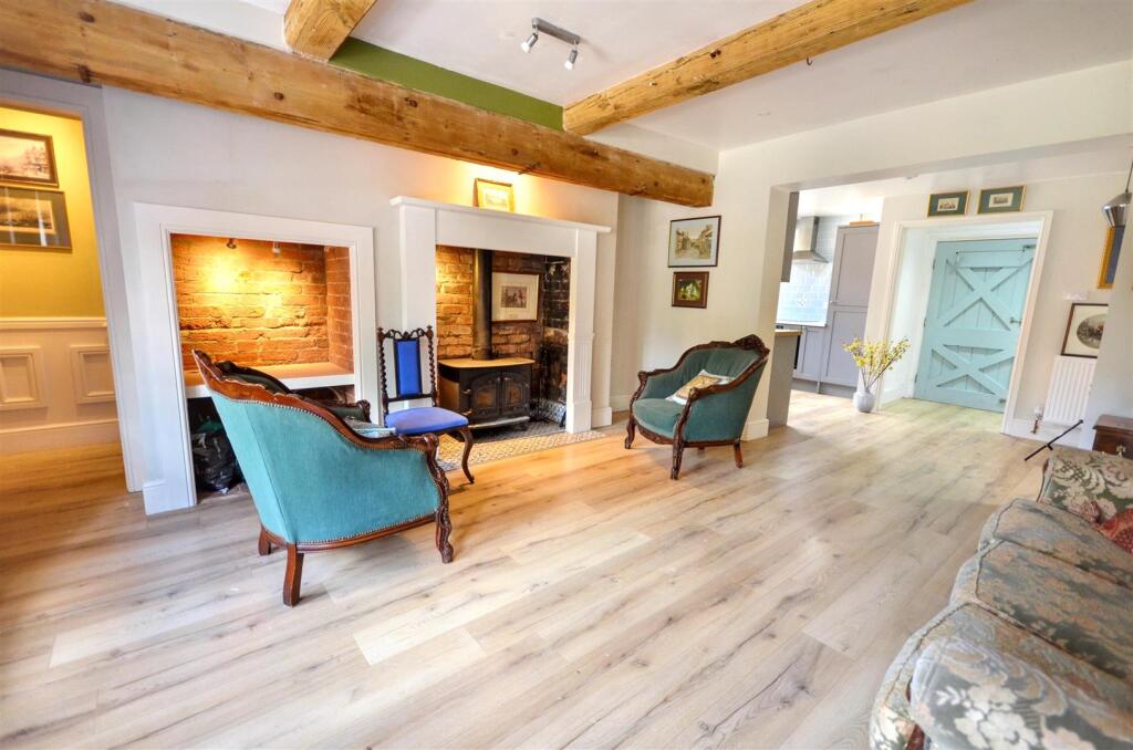 House in Stafford, Stone Rural - View 4