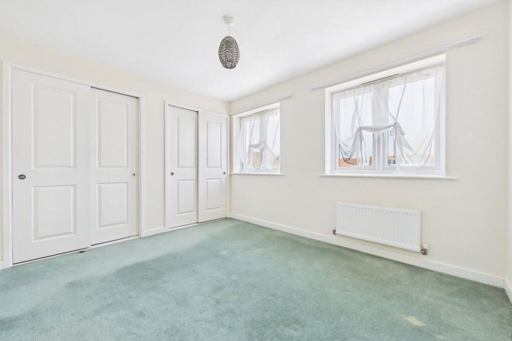 Lewis Road, Hawkinge photo 4