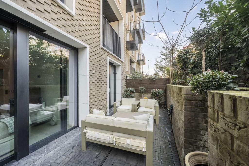 Main image of property: Golden Lane, The Denizen, Clarendon Court