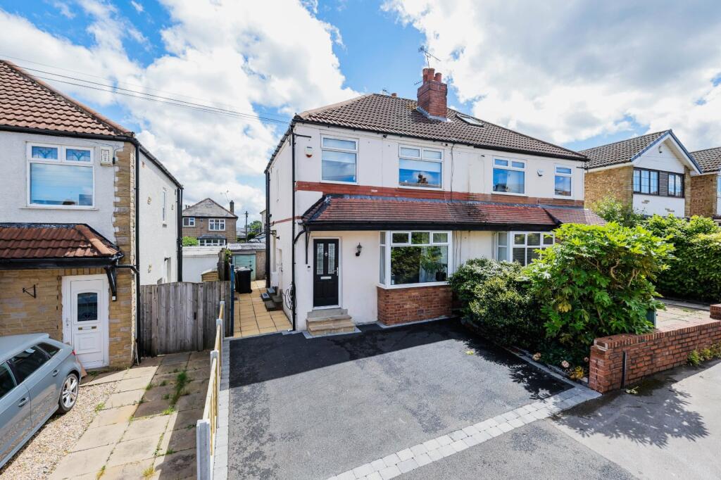 Main image of property: Merton Avenue, Farsley, Pudsey, West Yorkshire, LS28