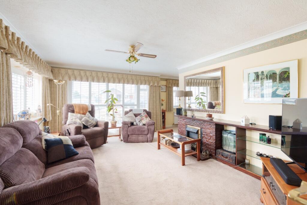 Main image of property: Lincoln Avenue, Peachaven