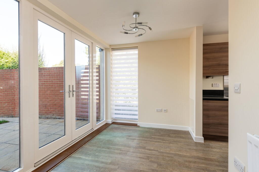 House in Maidstone, Coxheath - More