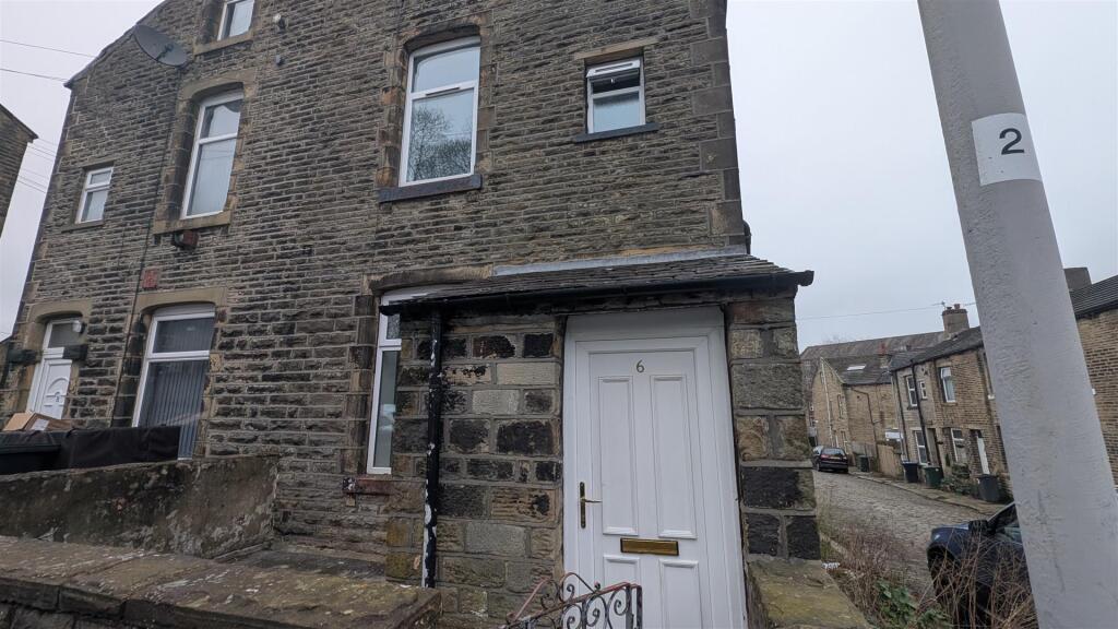 Victoria Road, Keighley