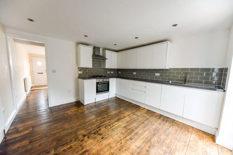House in Portsmouth - View 4