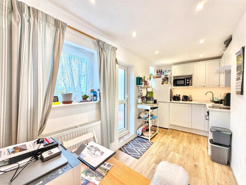 House in Eastbourne, East Sussex - More