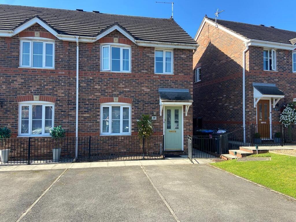 Main image of property: 10 Athelbrae Close, Northwich, Cheshire, CW8