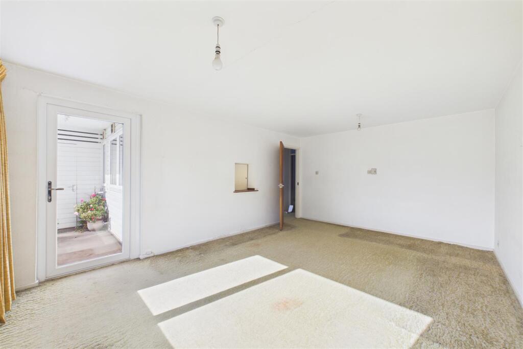 Apartment in Bristol, Winterbourne - More