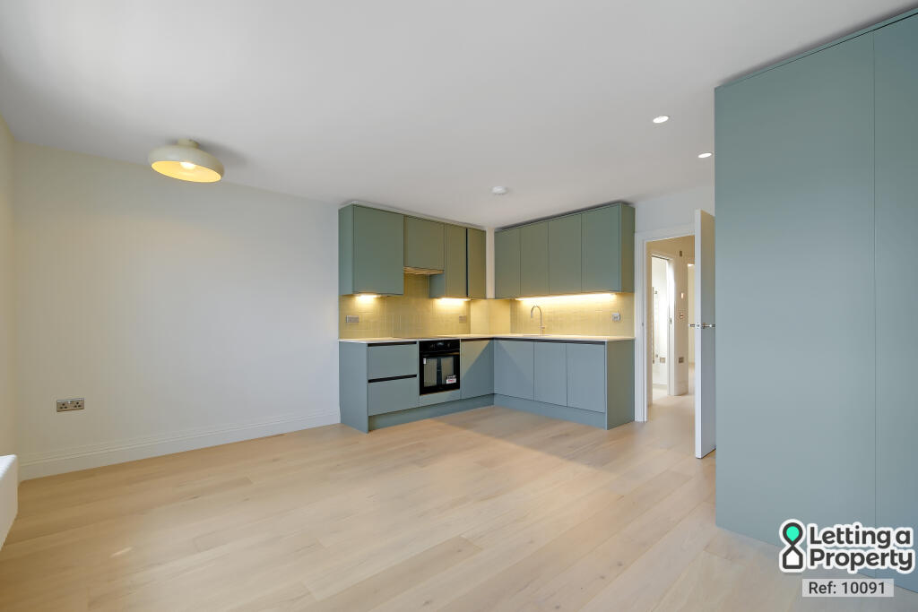 Apartment in London - View 5