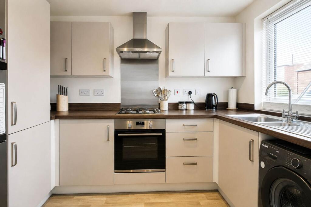 House in Eggington, Central Bedfordshire - View 3