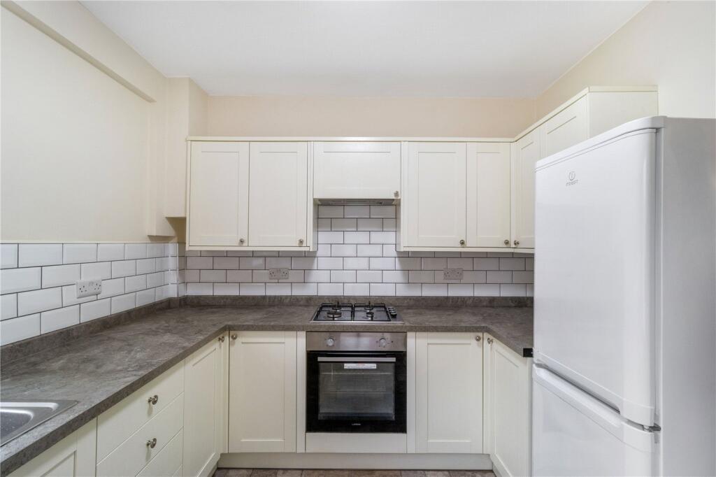 Lilac Road, Hale, Altrincham, Greater Manchester, WA15 photo 3