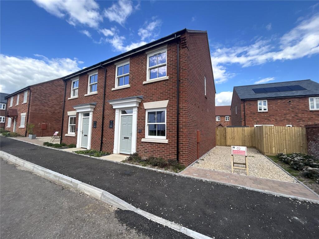 2-bed semi-detached on Spindle Drive, Sturminster Newton, Dorset, DT10, £68,750