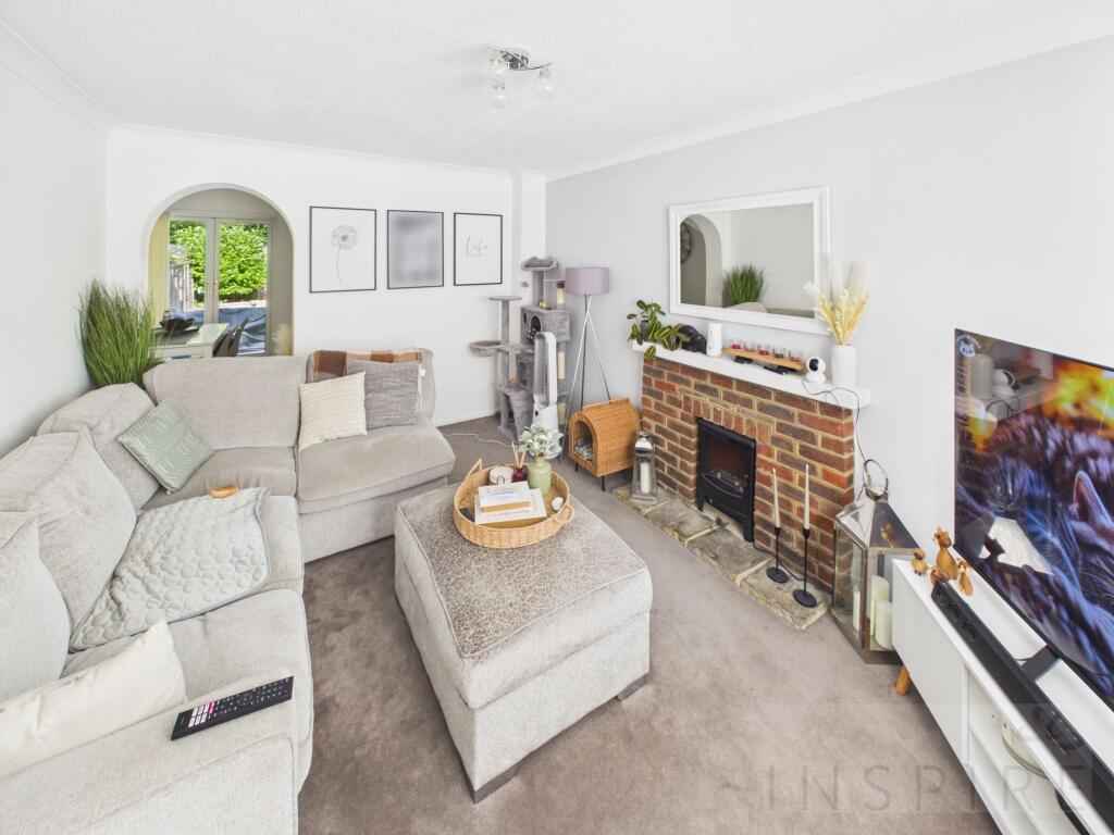 Chaldon Road, Crawley, RH11 - View 3